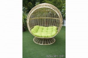 Turn-able outdoor woven lounge